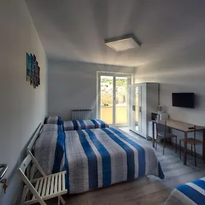 Habitación en casa particular Eleven, Génova